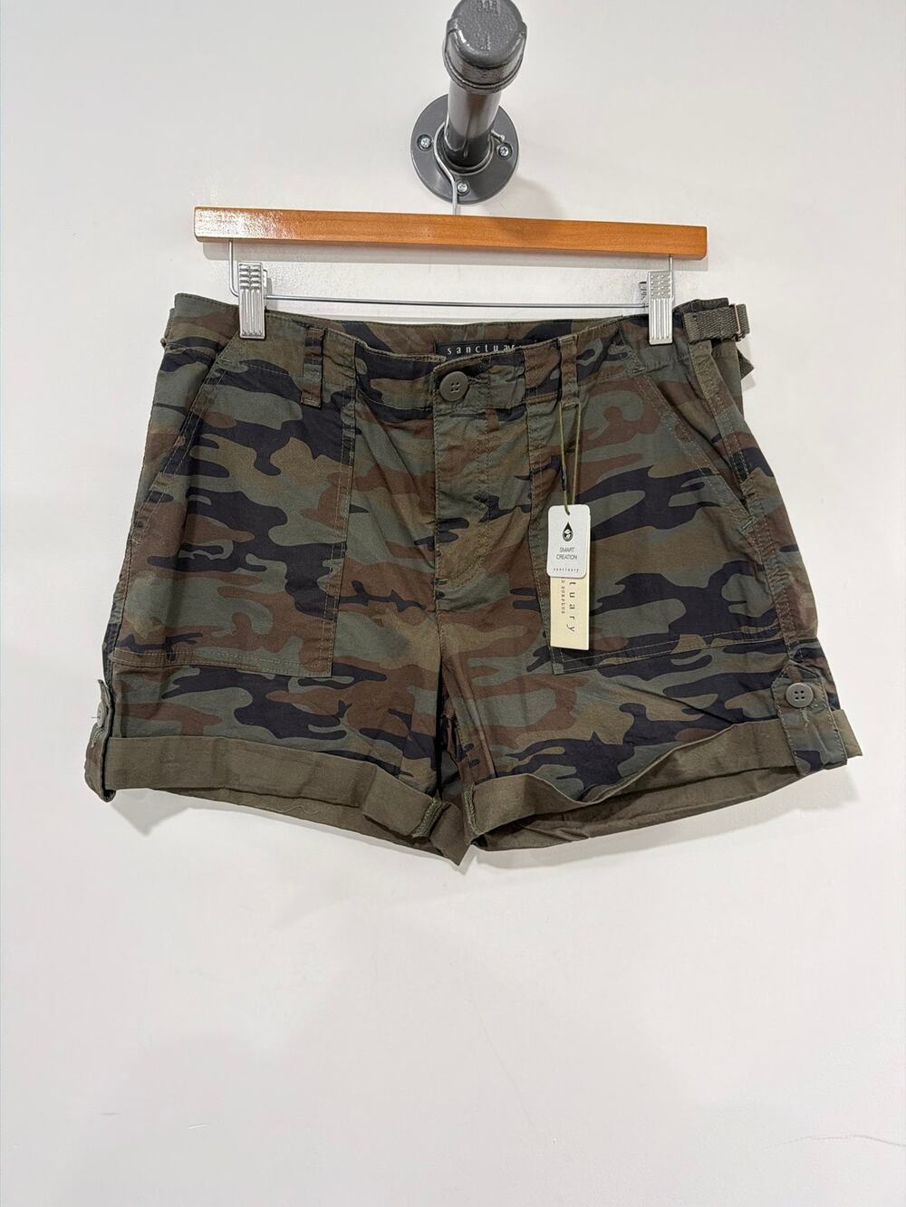 NWT Sanctuary SURPLUS Cargo Shorts Green Camo Size 28